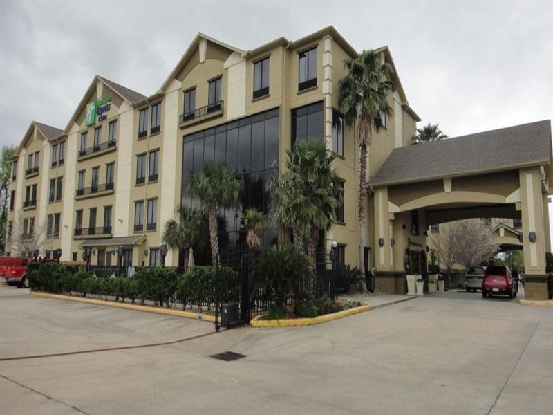 Holiday Inn Express And Suites Houston North - Iah Area By Ihg Eksteriør bilde